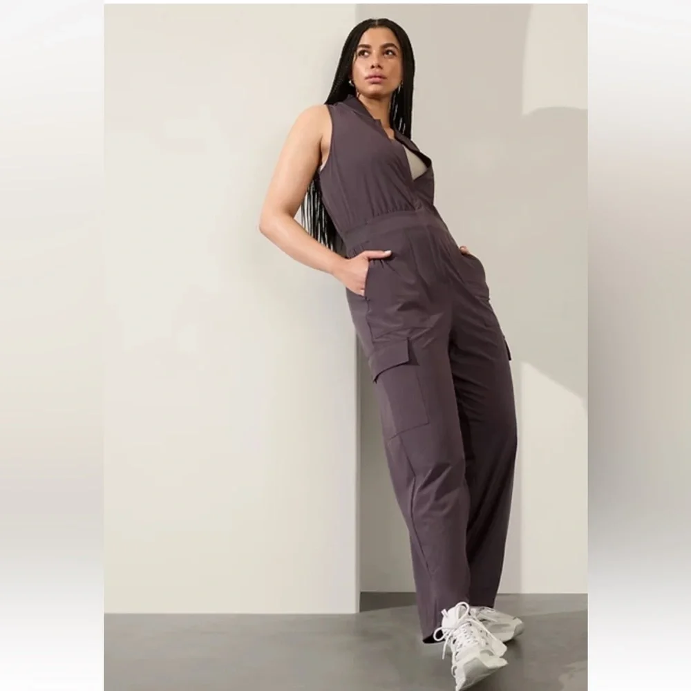 New Athleta 12 Brooklyn Utility Jumpsuit Shale Size 2 - Picture 2 of 12